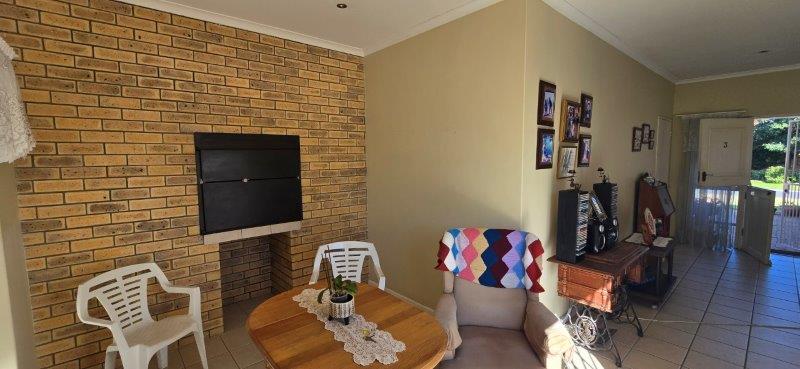 To Let 2 Bedroom Property for Rent in Bracken Heights Western Cape